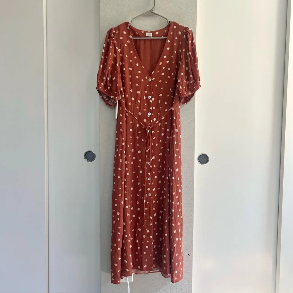 Wilfred Aritzia Libretto Dress – Rust Polka Dot Tie-Front Midi – Size Large - Picture 4 of 12